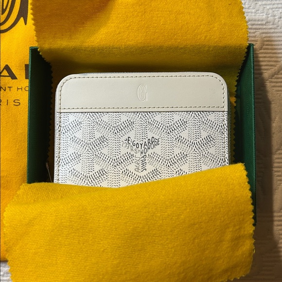 Goyard Duchesse Marie Caroline Shoulder Bag and Wallet. New Condition. - Picture 8 of 17